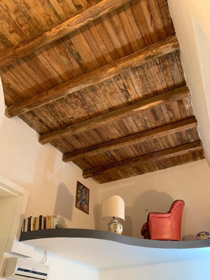 La Tela Bianca Bed & Breakfast